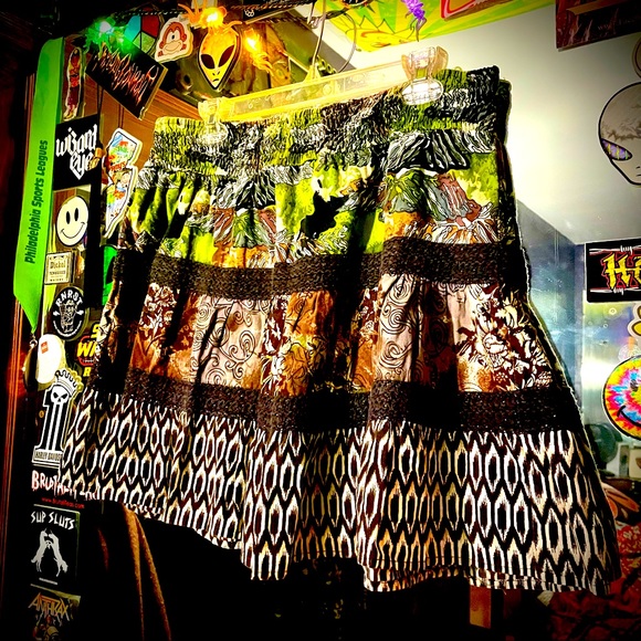 💥2 for $20💥 ⭐️ Unique Lace Embellished Multi-Pattern A-line Ruffled Skirt ⭐️ - Picture 3 of 7